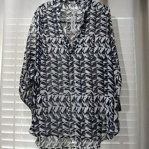 Brand new Flowy top with split neck